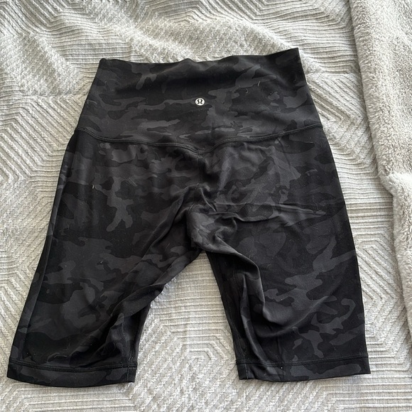 Align High-Rise Short 8" - Camo - Picture 4 of 4